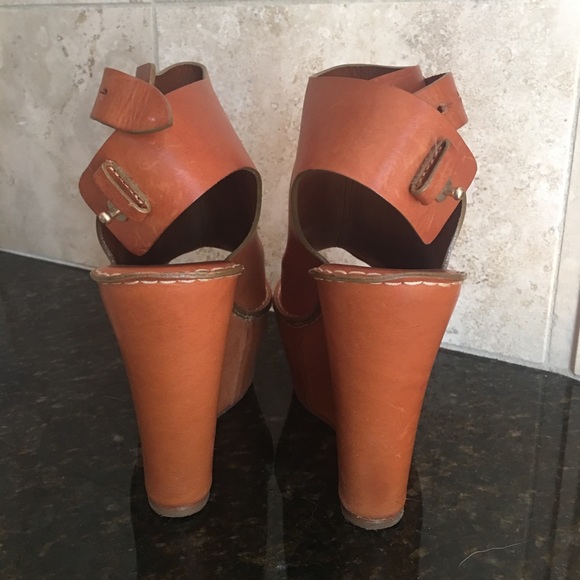 Chloé  |  tuscan calf wedge - Picture 3 of 8